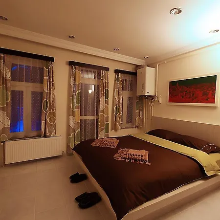 Hotel apartamentowy Kentish Studio *