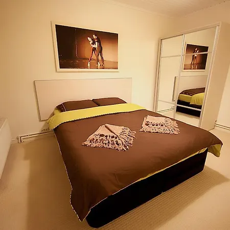 Hotel apartamentowy Kentish Studio