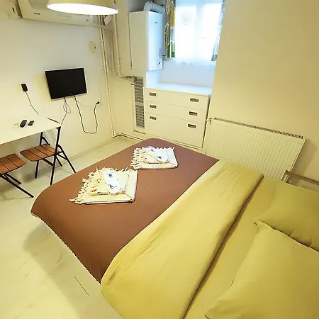 Kentish Studio Aparthotel *