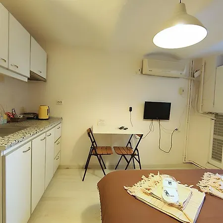Hotel apartamentowy Kentish Studio